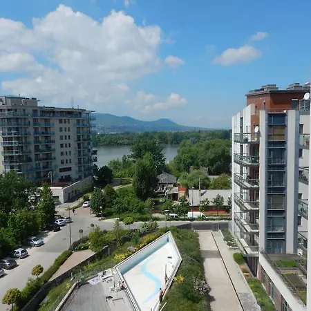 Imádnivaló Medencés Hotellakás Szaunával. Apartman Budapest