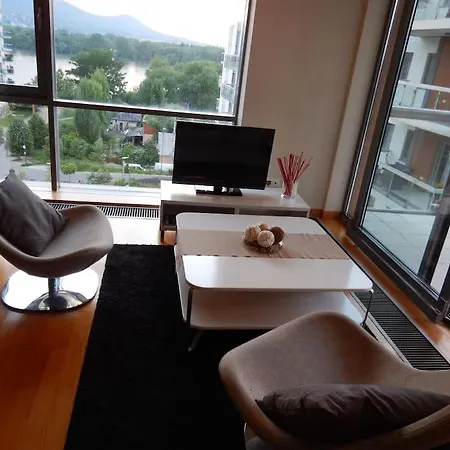 Appartamento Imádnivaló Medencés Hotellakás Szaunával. *
